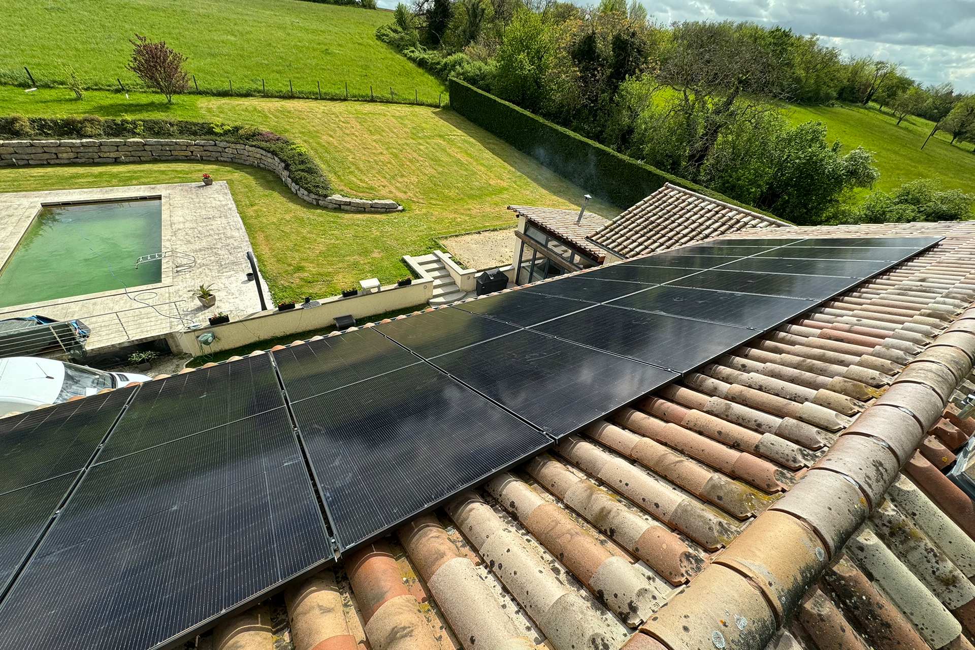 Panneau solaire en contre plongée