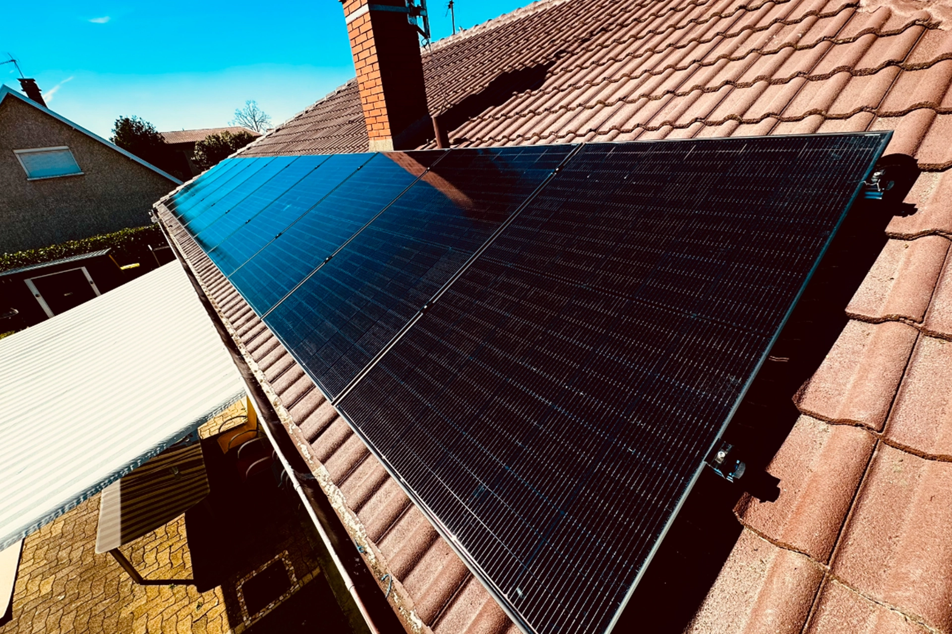 Panneaux solaire toit de maison